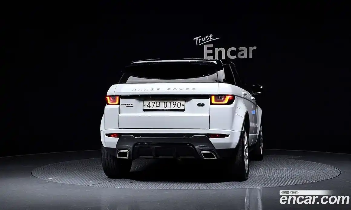 Land Rover Range-Rover Evoque 2016 2.0 Автомат в Москве № 166343, фото 4