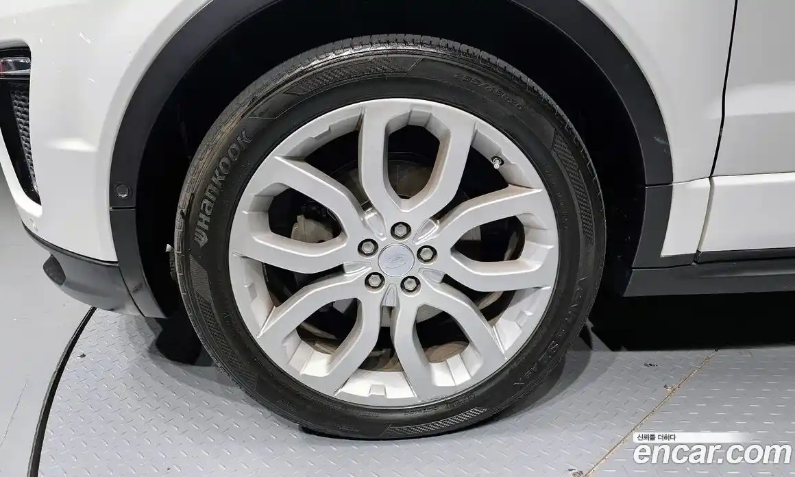 Land Rover Range-Rover Evoque 2016 2.0 Автомат в Москве № 166343, фото 5