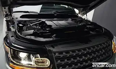 Land Rover Range-Rover 2016 4.4 Автомат в Москве № 166631, миниатюра 6