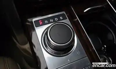 Land Rover Range-Rover 2016 4.4 Автомат в Москве № 166631, миниатюра 9