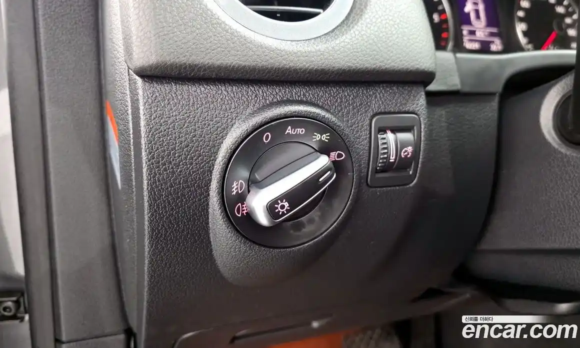 Volkswagen Tiguan 2016 2.0 Автомат в Москве № 168847, фото 16