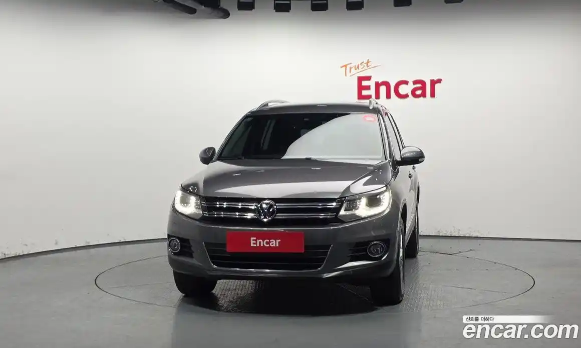 Volkswagen Tiguan 2016 2.0 Автомат в Москве № 168847, фото 17