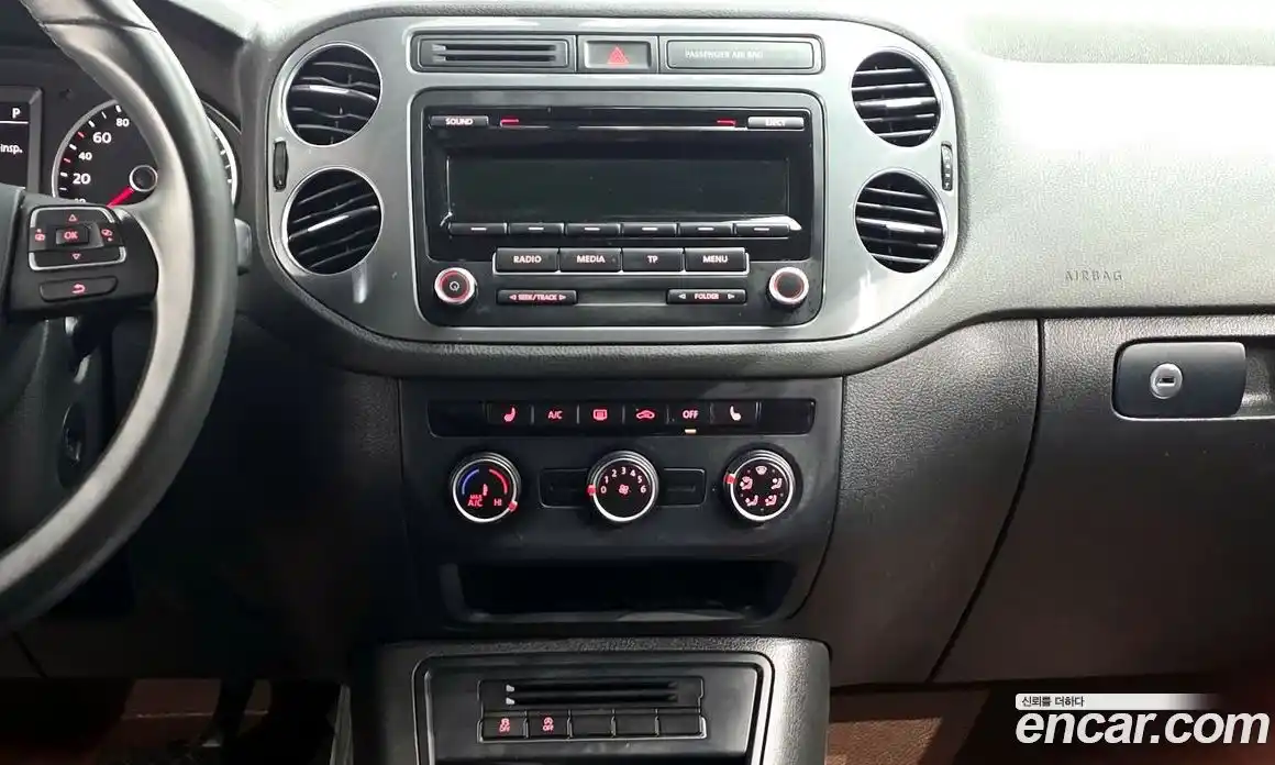 Volkswagen Tiguan 2016 2.0 Автомат в Москве № 168847, фото 19