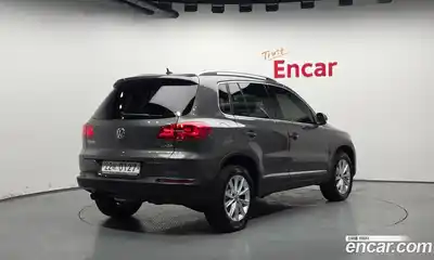 Volkswagen Tiguan 2016 2.0 Автомат в Москве № 168847, миниатюра 10
