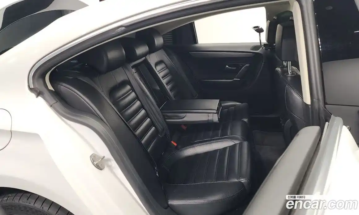 Volkswagen CC 2015 2.0 Автомат в Москве № 168858, фото 19