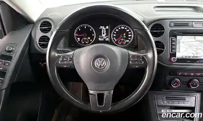 Volkswagen Tiguan 2016 2.0 Автомат в Москве № 169041, миниатюра 4