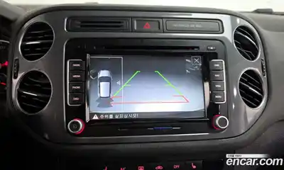 Volkswagen Tiguan 2016 2.0 Автомат в Москве № 169041, миниатюра 7