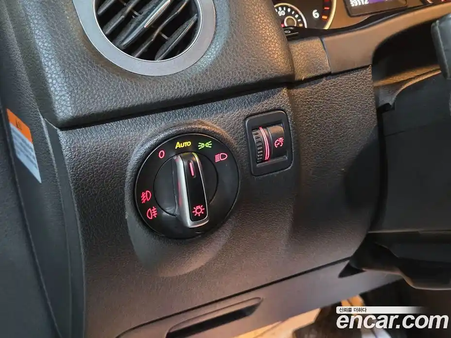 Volkswagen Tiguan 2016 2.0 Автомат в Москве № 169227, фото 14