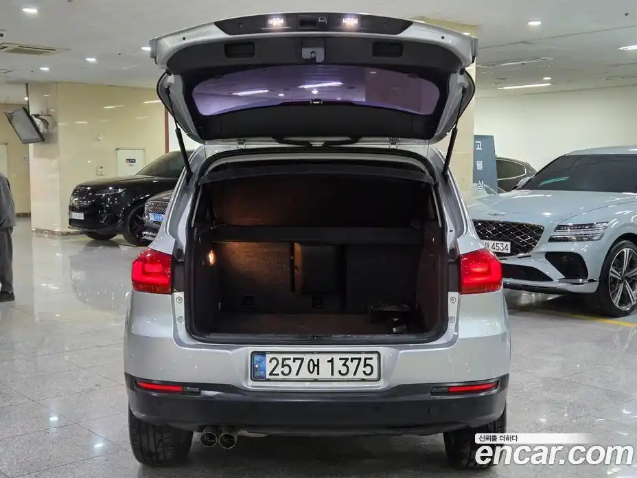 Volkswagen Tiguan 2016 2.0 Автомат в Москве № 169227, фото 19