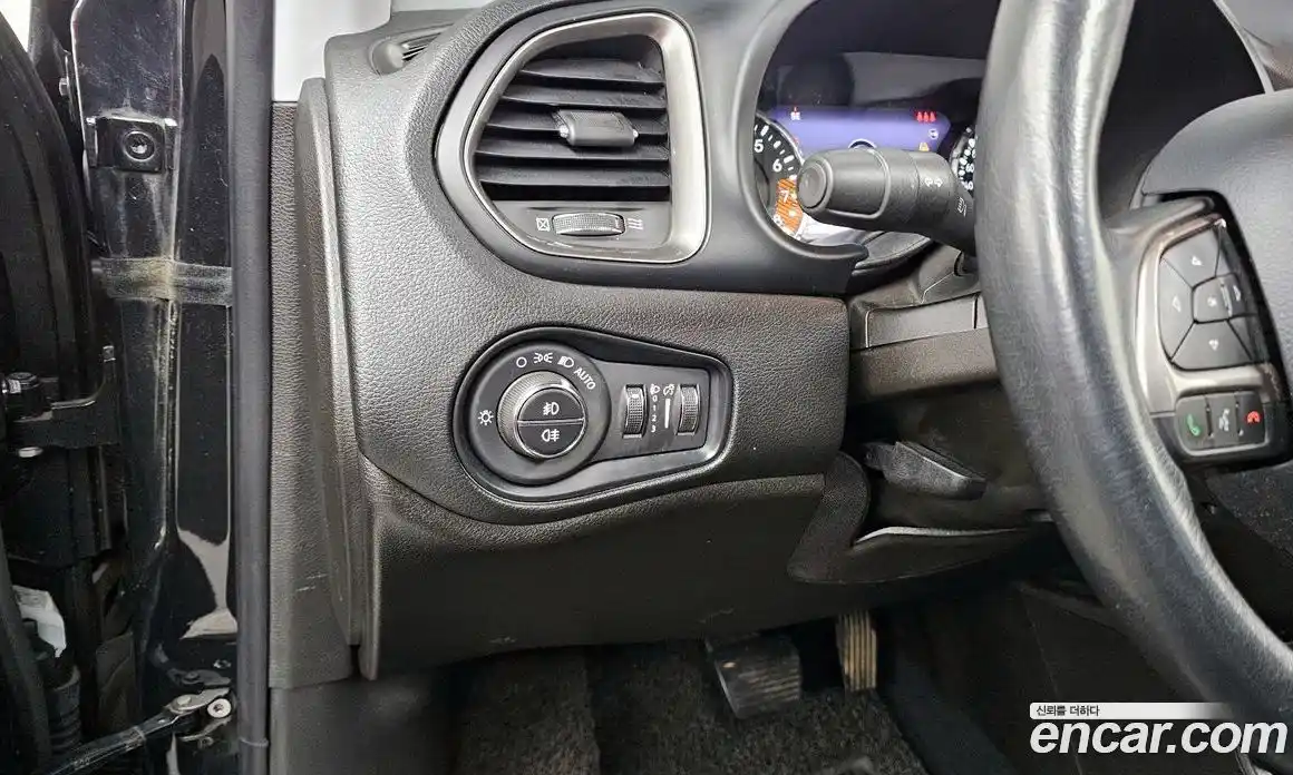 Jeep Renegade 2021 2.4 Автомат в Москве № 169555, фото 17