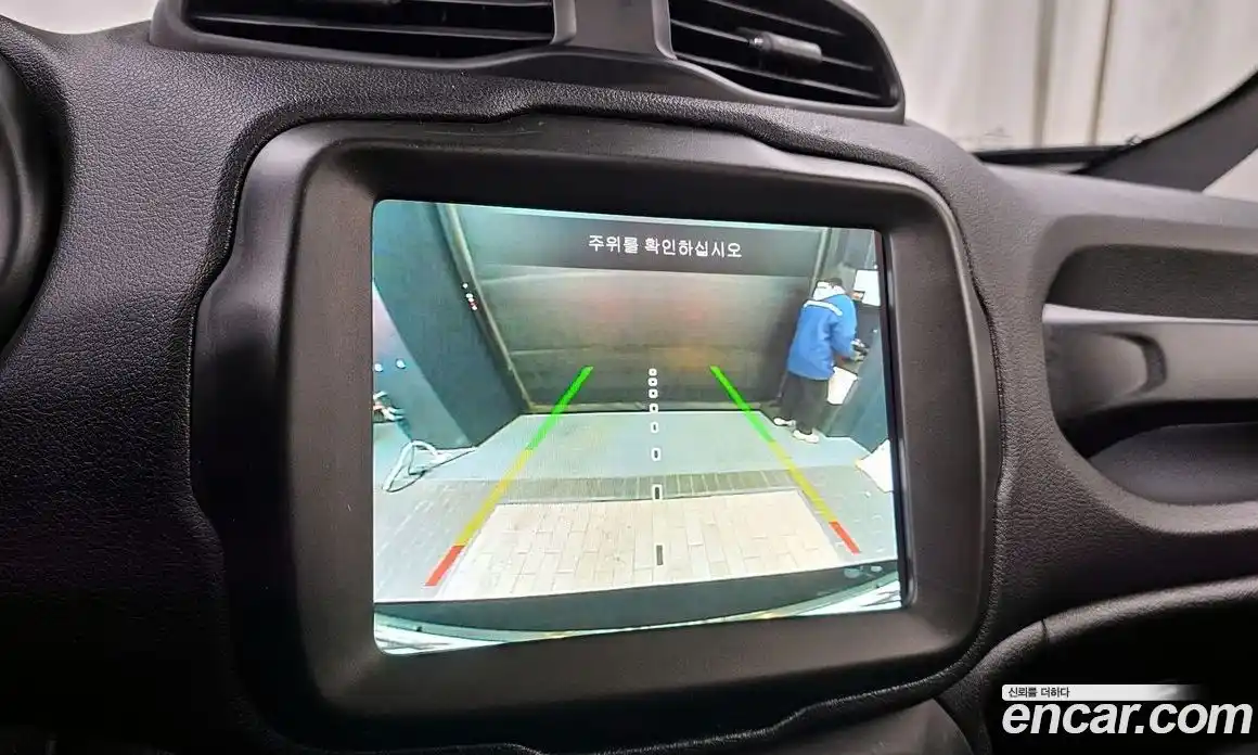 Jeep Renegade 2021 2.4 Автомат в Москве № 169555, фото 7