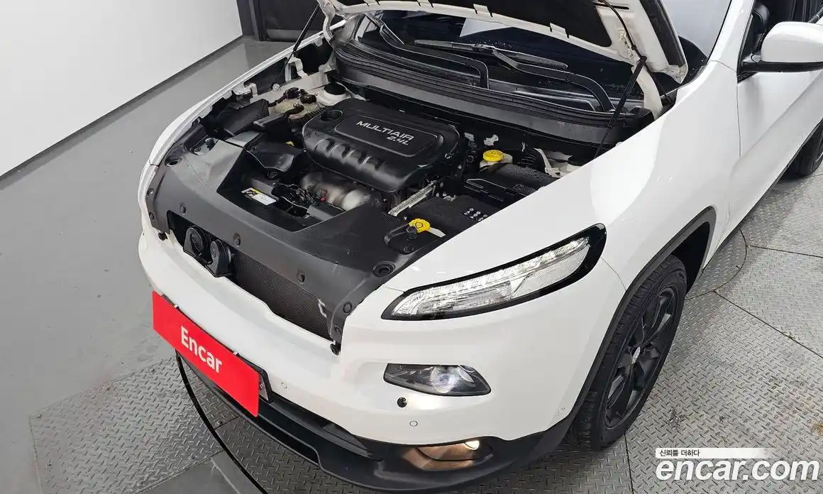 Jeep Cherokee 2018 2.4 Автомат в Москве № 169782, фото 1