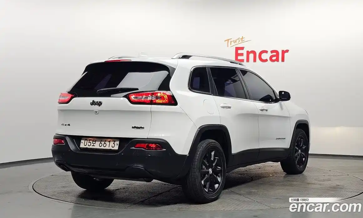 Jeep Cherokee 2018 2.4 Автомат в Москве № 169782, фото 16