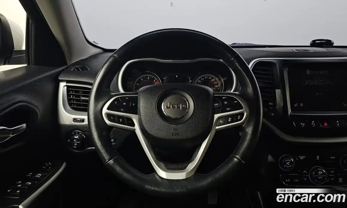 Jeep Cherokee 2018 2.4 Автомат в Москве № 169782, фото 5