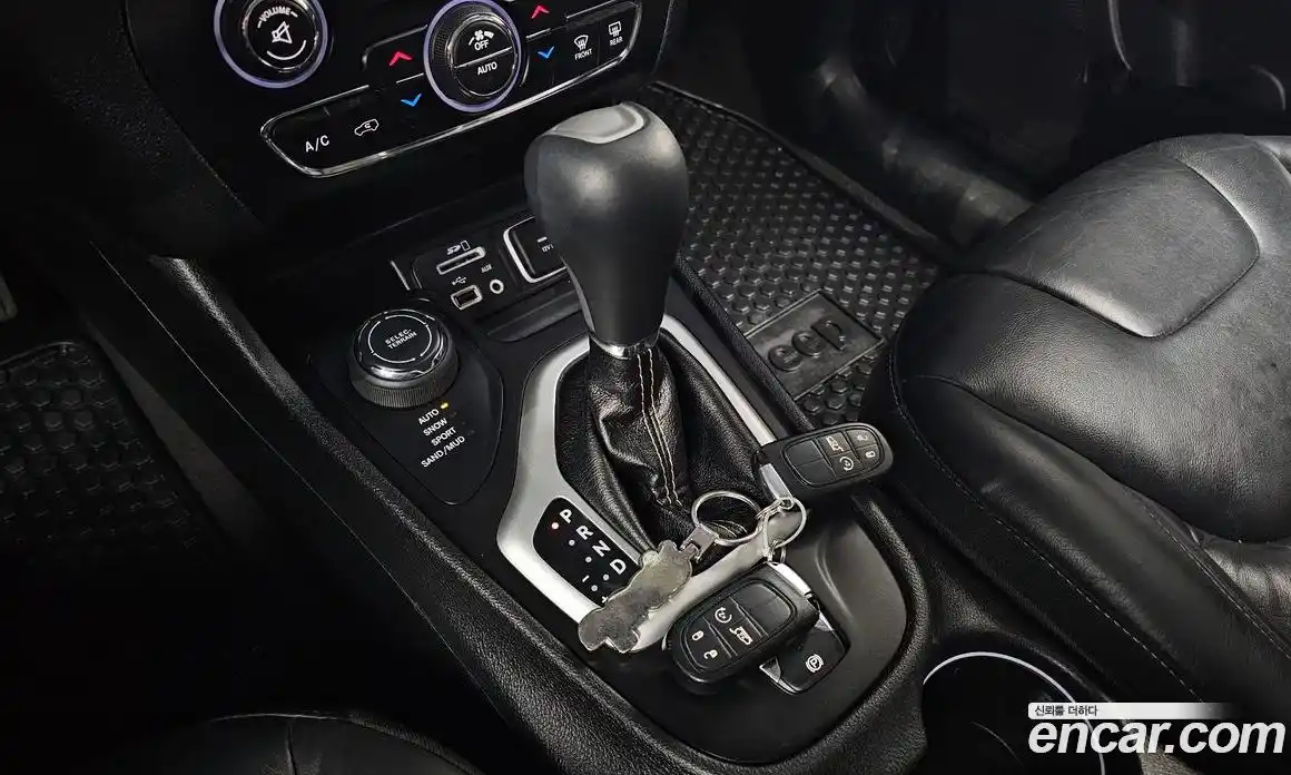 Jeep Cherokee 2018 2.4 Автомат в Москве № 169782, фото 8