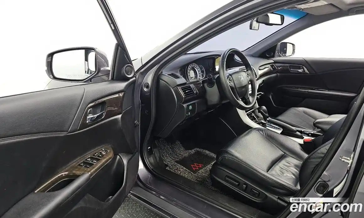 Honda Accord 2015 2.4 Автомат в Москве № 170607, фото 14