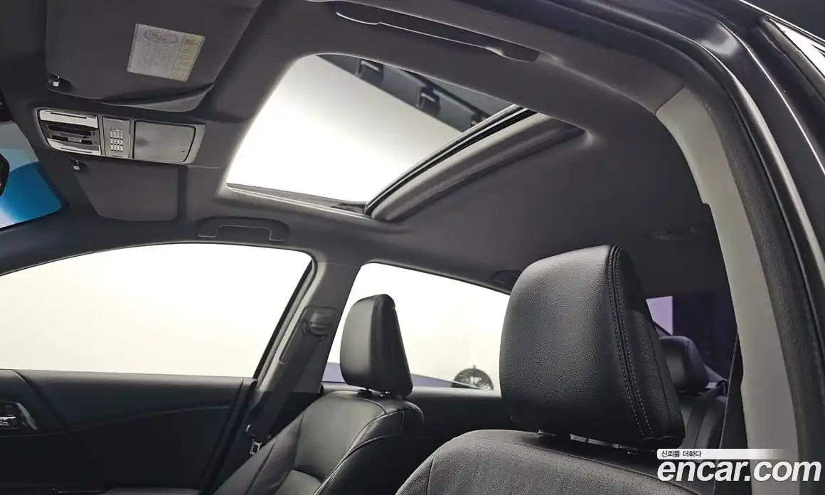 Honda Accord 2015 2.4 Автомат в Москве № 170607, фото 3