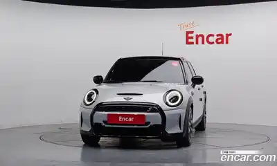 Mini Cooper 2022 2.0 Автомат в Москве № 177363, миниатюра 3