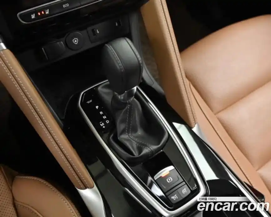 Renault QM6 2024 2.0 Автомат в Москве № 177611, фото 9