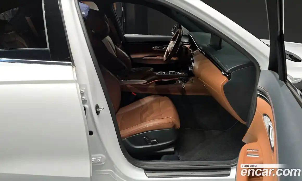 Genesis GV70 2021 2.5 Автомат в Москве № 179649, фото 3