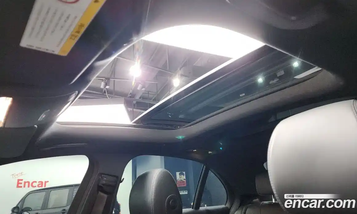 Mercedes-Benz E-Class 2018 4.0 Автомат в Москве № 180266, фото 15