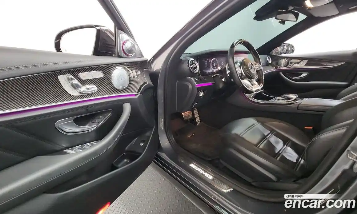 Mercedes-Benz E-Class 2018 4.0 Автомат в Москве № 180266, фото 6