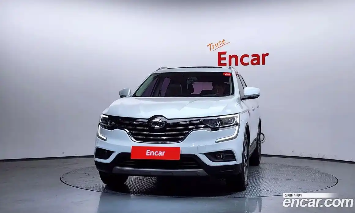 Renault QM6 2017 2.0 Автомат в Москве № 183221, фото 1