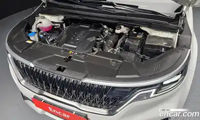 Kia Canival 2023 3.5 Автомат в Москве № 186757, миниатюра 4