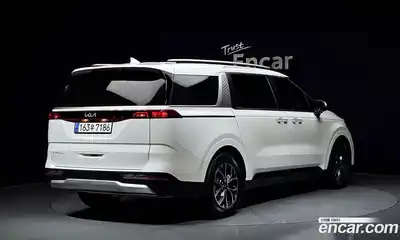 Kia Canival 2023 3.5 Автомат в Москве № 186757, миниатюра 5
