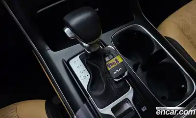 Kia Canival 2023 3.5 Автомат в Москве № 186757, миниатюра 9