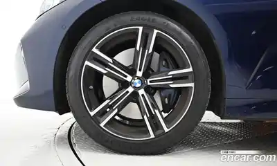 BMW 3-Series 2025 2.0 Автомат в Москве № 187345, миниатюра 5