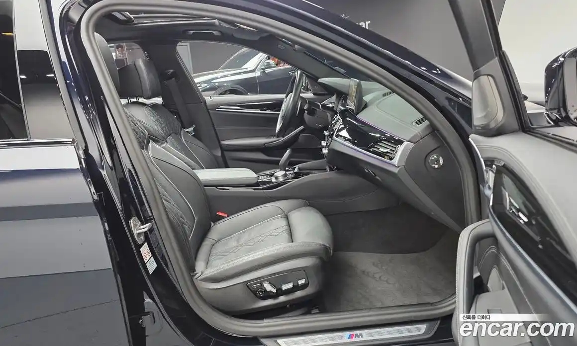 BMW 5-Series 2023 2.0 Автомат в Москве № 188417, фото 20