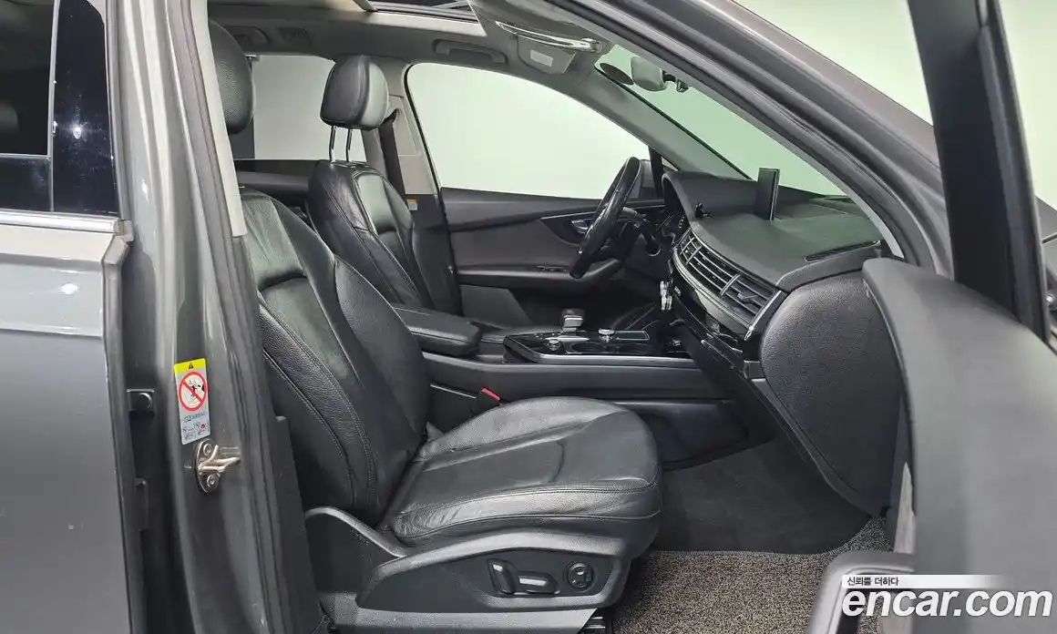 Audi Q7 2016 3.0 Автомат в Москве № 188534, фото 5