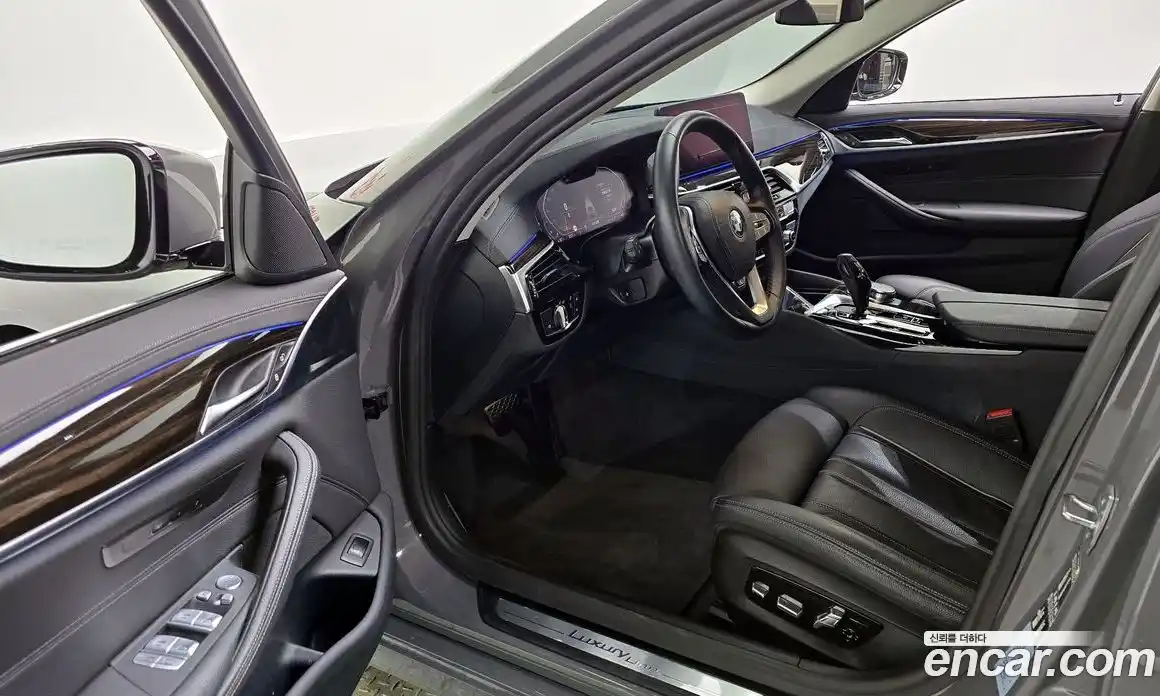 BMW 5-Series 2022 2.0 Автомат в Москве № 189410, фото 3