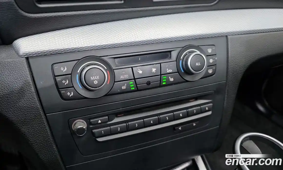 BMW 1-Series 2011 2.0 Автомат в Москве № 192742, фото 7