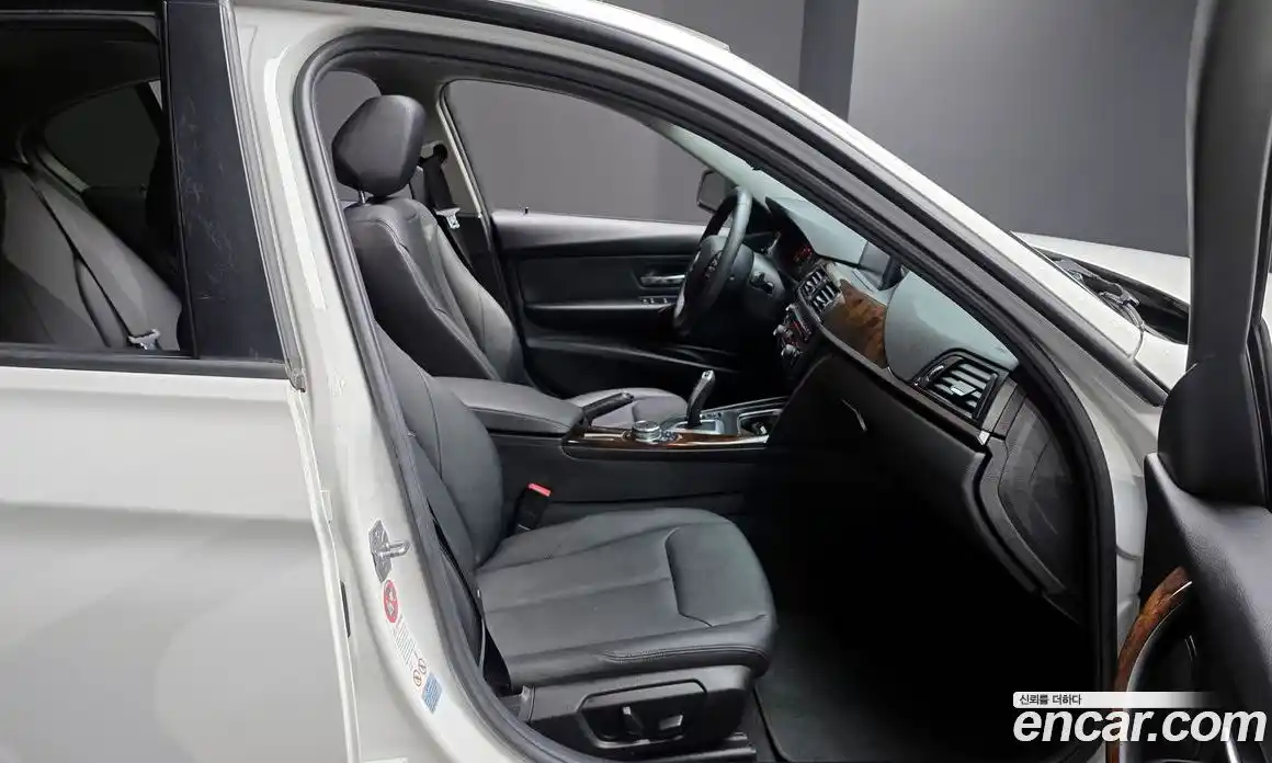 BMW 3-Series 2015 2.0 Автомат в Москве № 192782, фото 17