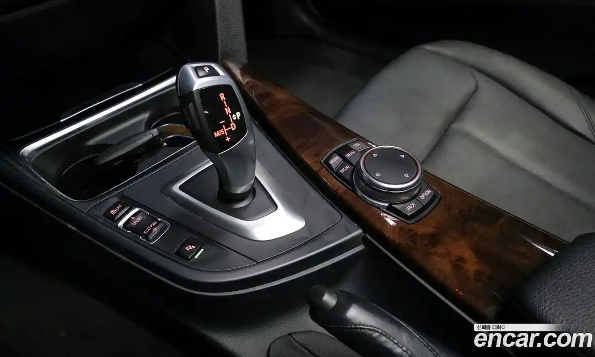 BMW 3-Series 2015 2.0 Автомат в Москве № 192782, фото 4