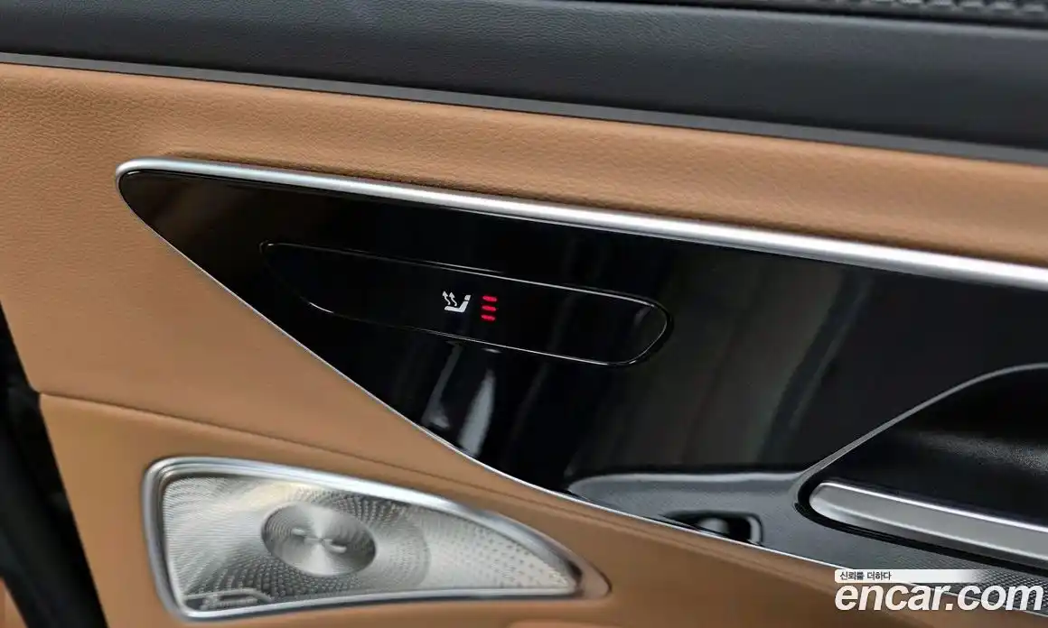 Mercedes-Benz E-Class 2025 2.0 Автомат в Москве № 193813, фото 3