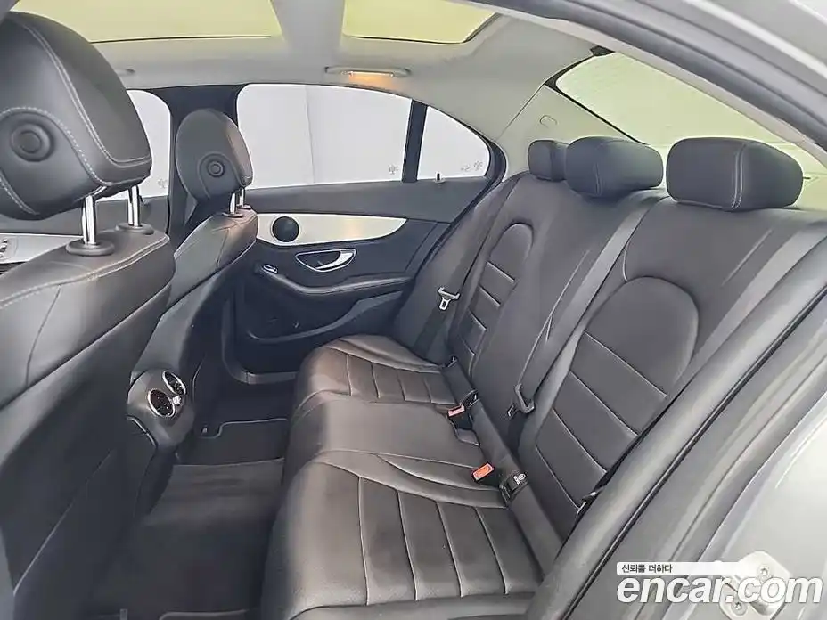 Mercedes-Benz C-Class 2016 2.0 Автомат в Москве № 194258, фото 12