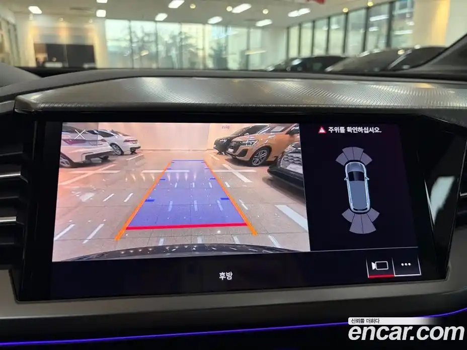 Audi Q4 e-tron 2023 1.0 Автомат в Москве № 195574, фото 12