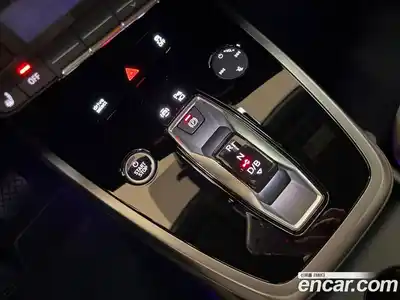 Audi Q4 e-tron 2023 1.0 Автомат в Москве № 195574, миниатюра 9