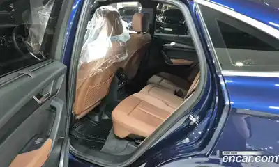 Audi Q5 2023 2.0 Автомат в Москве № 196023, миниатюра 9