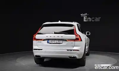 Volvo XC60 2021 2.0 Автомат в Москве № 196989, миниатюра 2