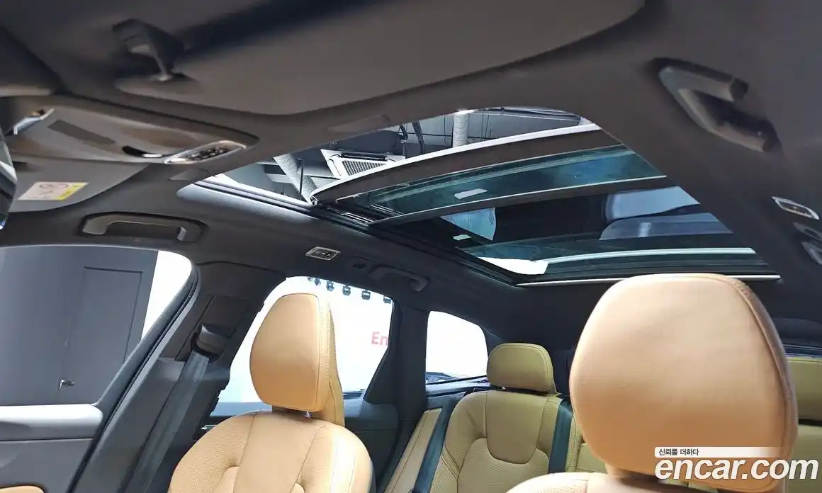 Volvo XC60 2021 2.0 Автомат в Москве № 196989, фото 7