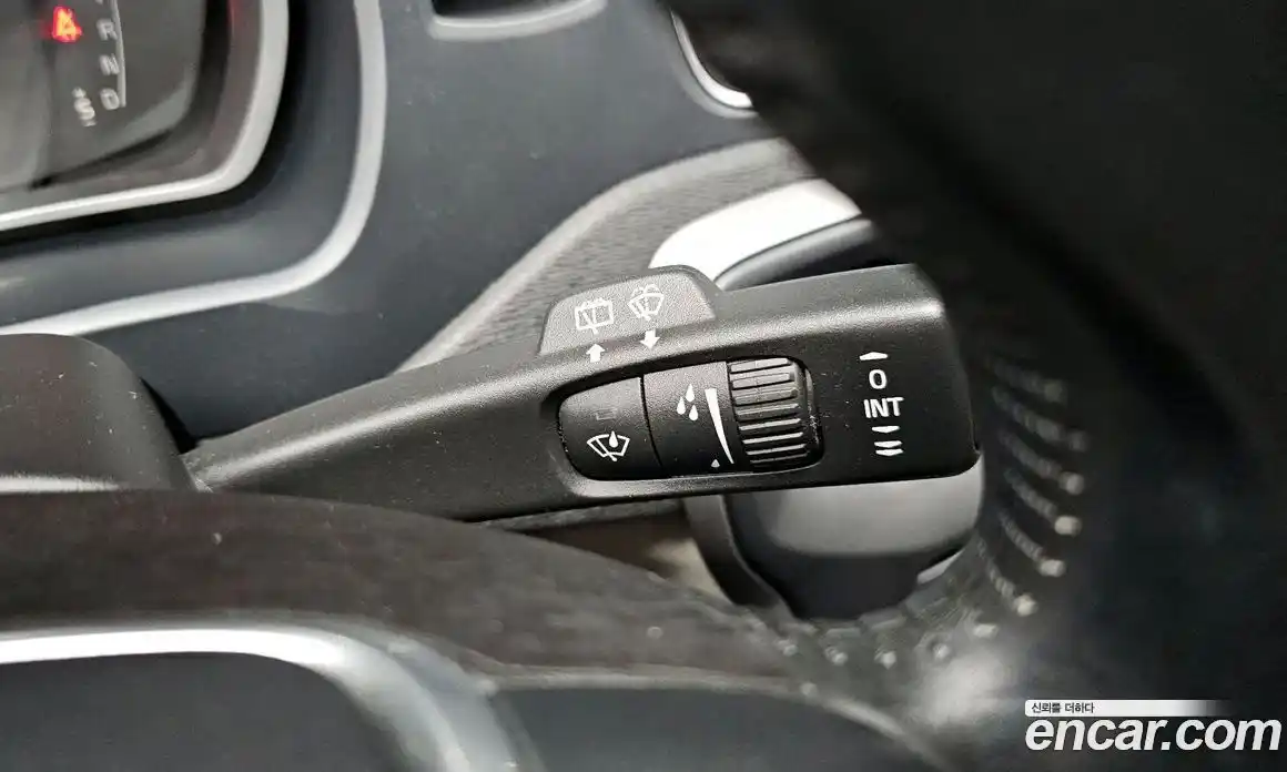 Volvo V40 2015 1.6 Автомат в Москве № 197072, фото 6