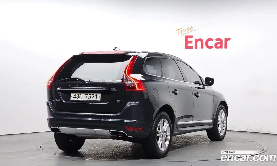 Volvo XC60 2015 2.0 Автомат в Москве № 197090, фото 17