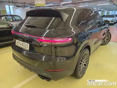 Porsche Cayenne 2020 3.0 Автомат в Москве № 197368, миниатюра 2