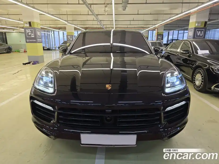 Porsche Cayenne 2020 3.0 Автомат в Москве № 197368, фото 3