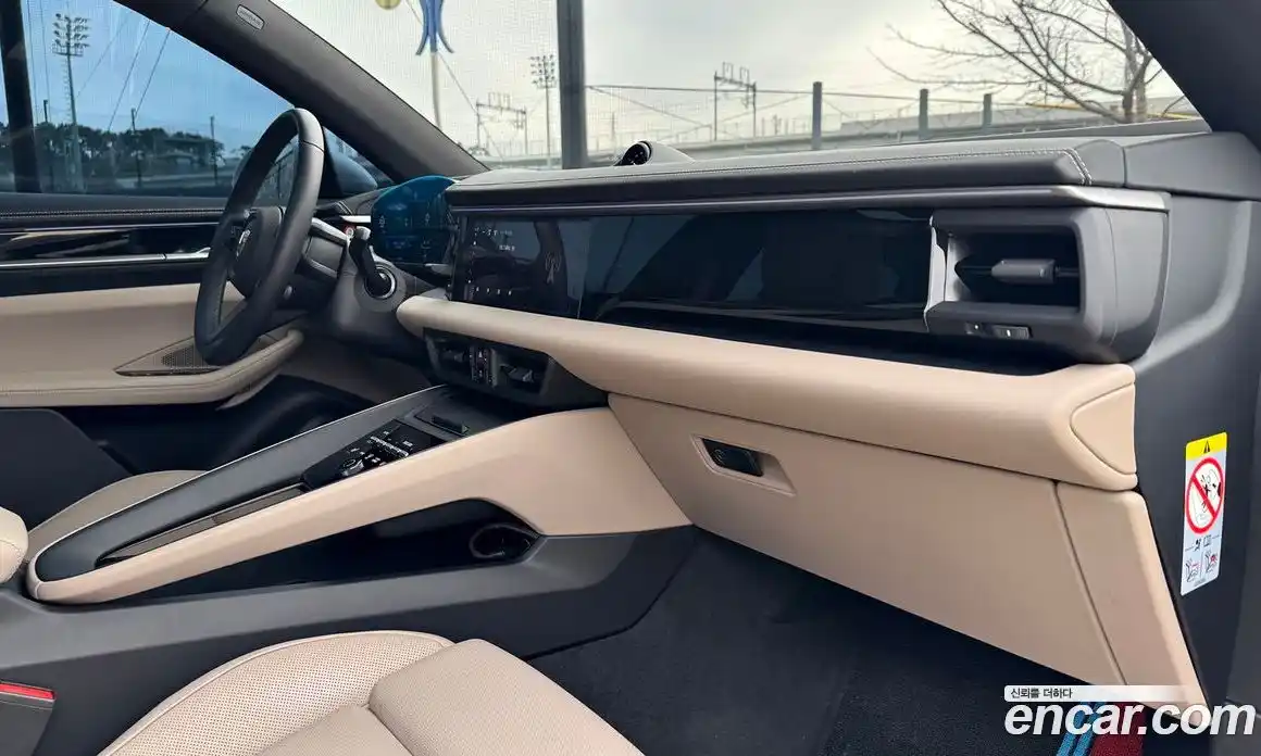 Porsche Macan 2025 0.2 Автомат в Москве № 197810, фото 11