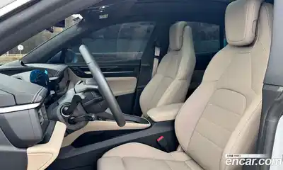 Porsche Macan 2025 0.2 Автомат в Москве № 197810, миниатюра 12